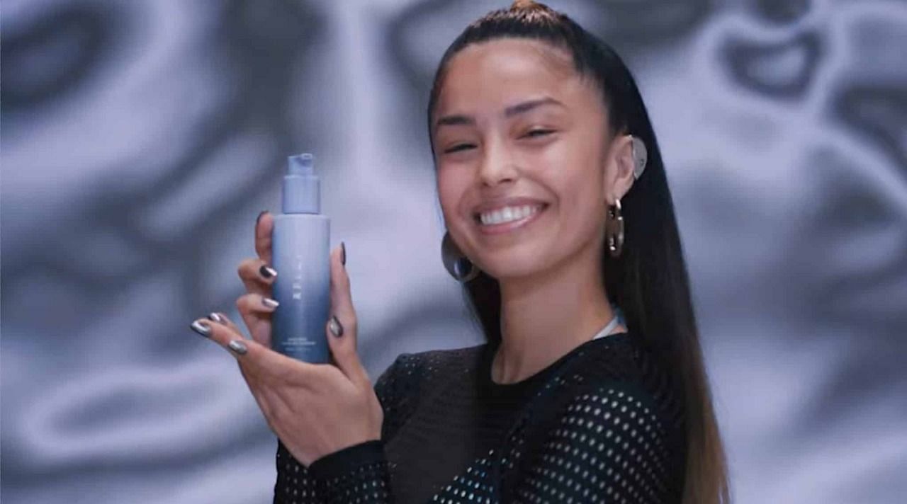 The launch of Rachell &lsquo;Valkyrae&rsquo; Hofstetter&rsquo;s RFLCT skincare product line has been rather tumultuous (Image via Sportskeeda)