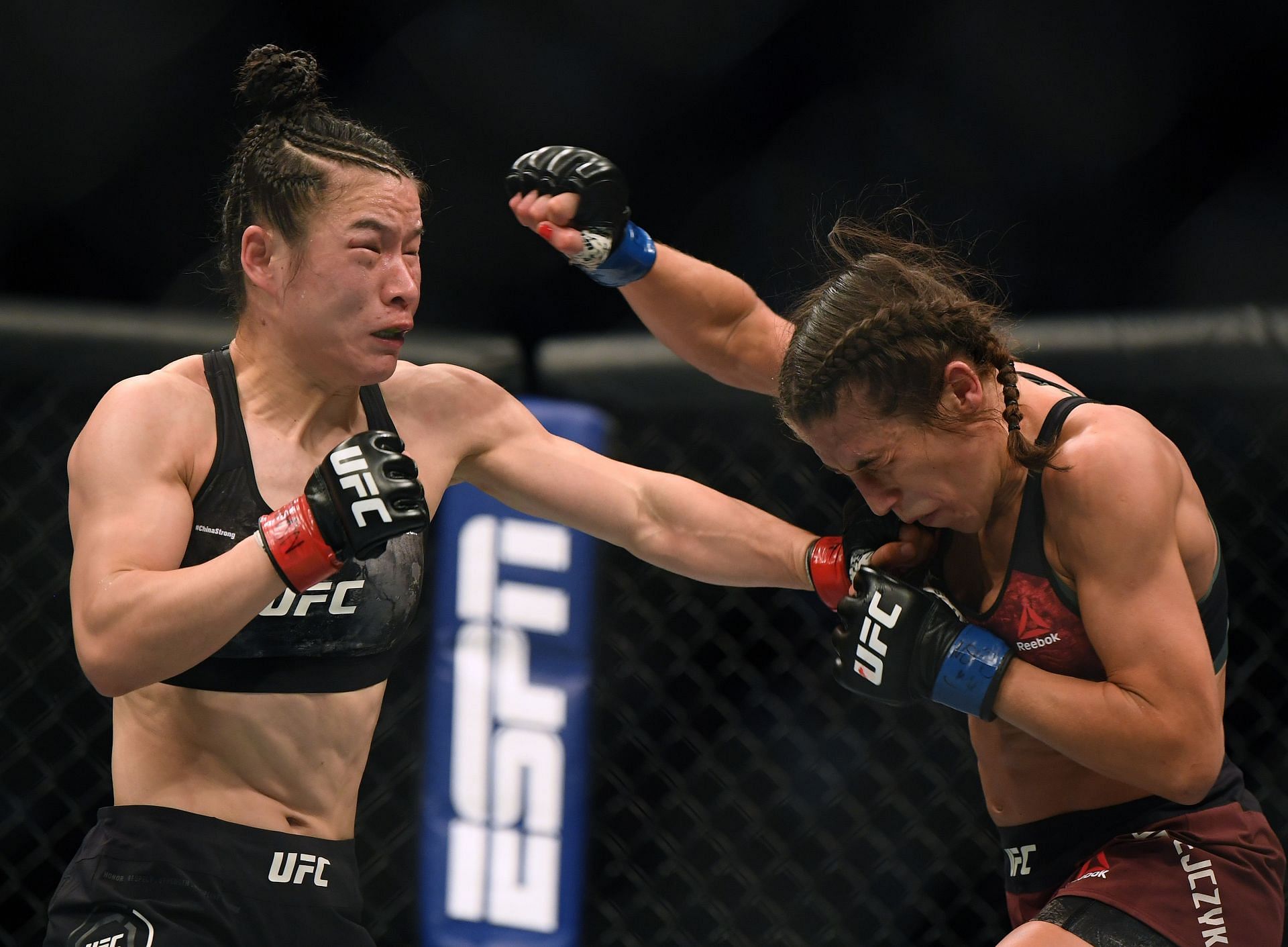 Zhang Weili (left) and Joanna Jedrzejczyk (right) gave us a war at UFC 248