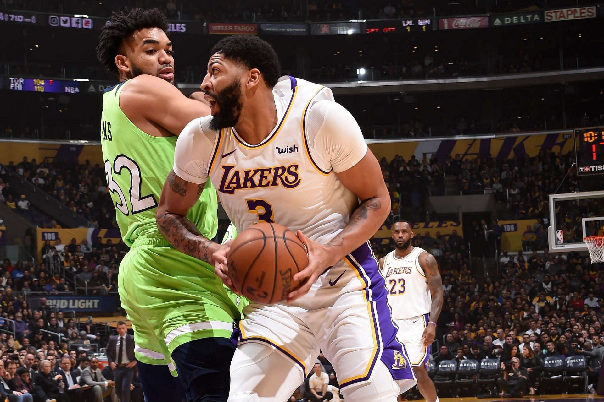 One of the most versatile big men in the NBA in Karl-Anthony Towns and Anthony Davis go up against each other.
