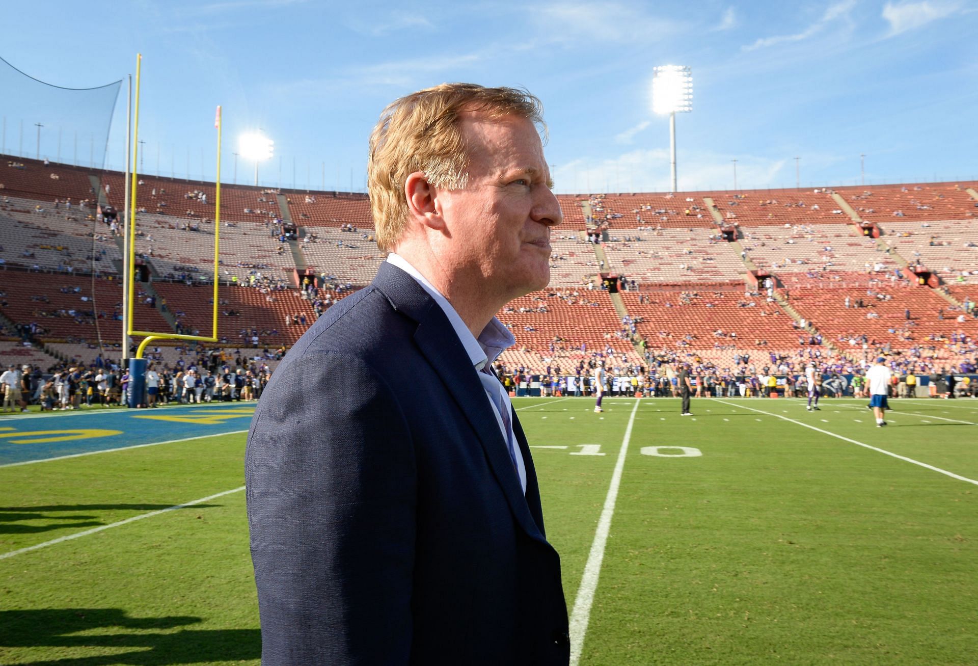 Roger Goodell net worth How much does NFL commissioner make?