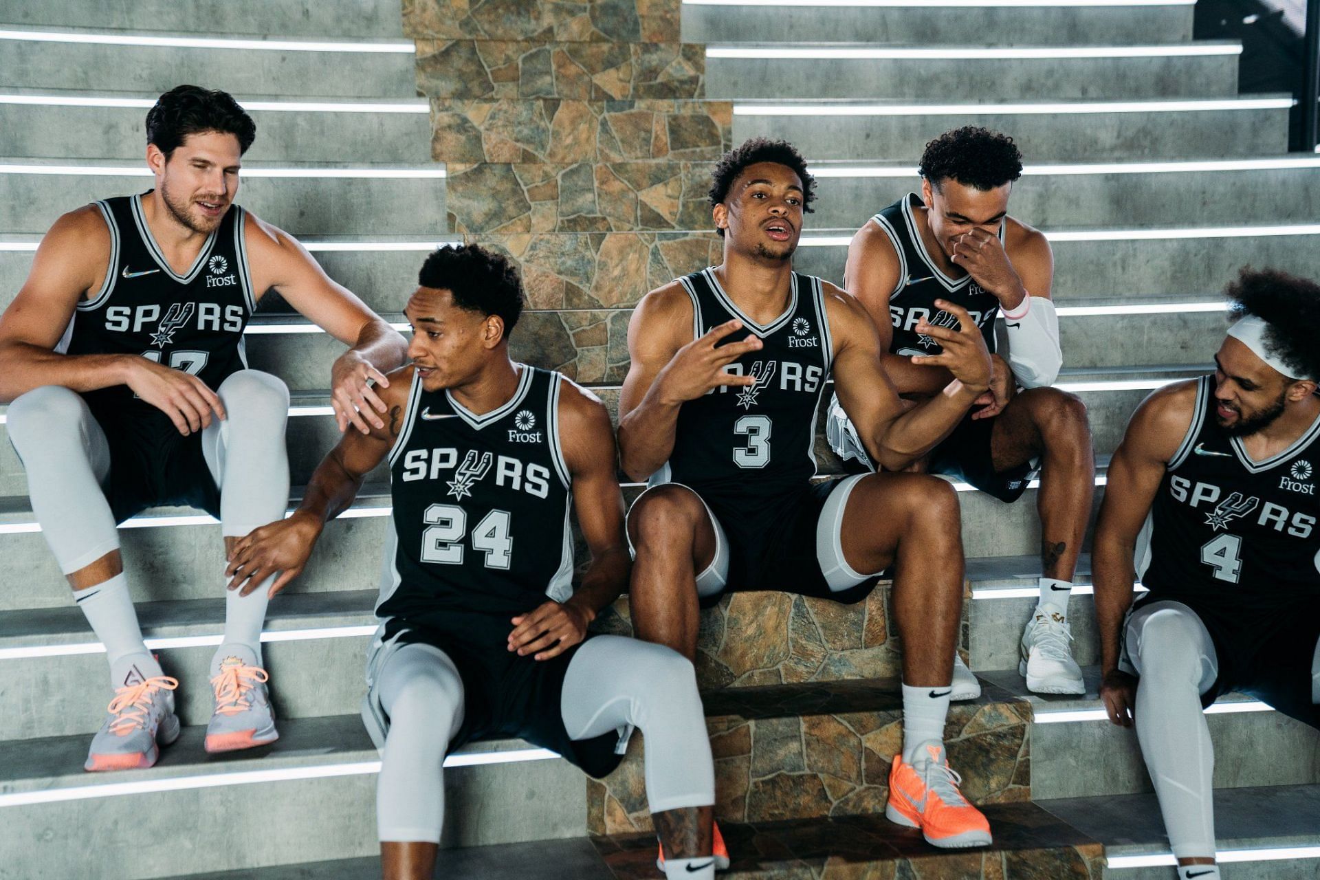 The young San Antonio Spurs have yet to find consistency in offense this season.. [Photo: Twitter]