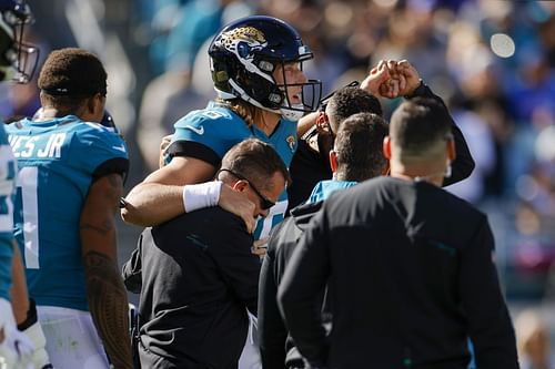 Lawrence was removed from the game late in the first half (Photo: Getty)