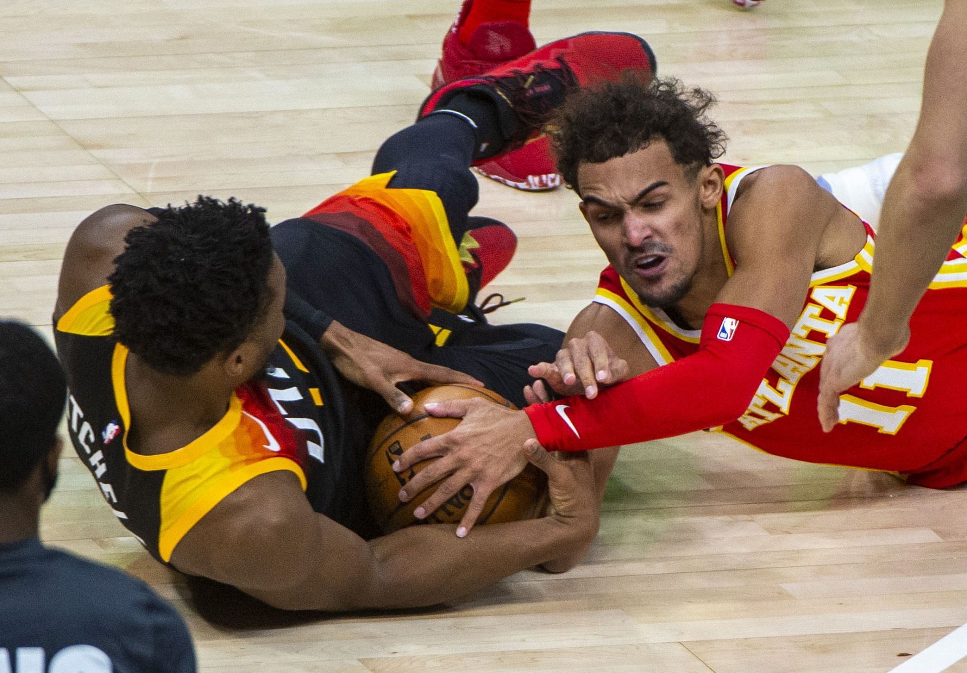 Donovan Mitchell and Trae Young will lead their respective teams as the Utah Jazz visit the Atlanta Hawks on Thursday [Photo: The Salt Lake Tribune]