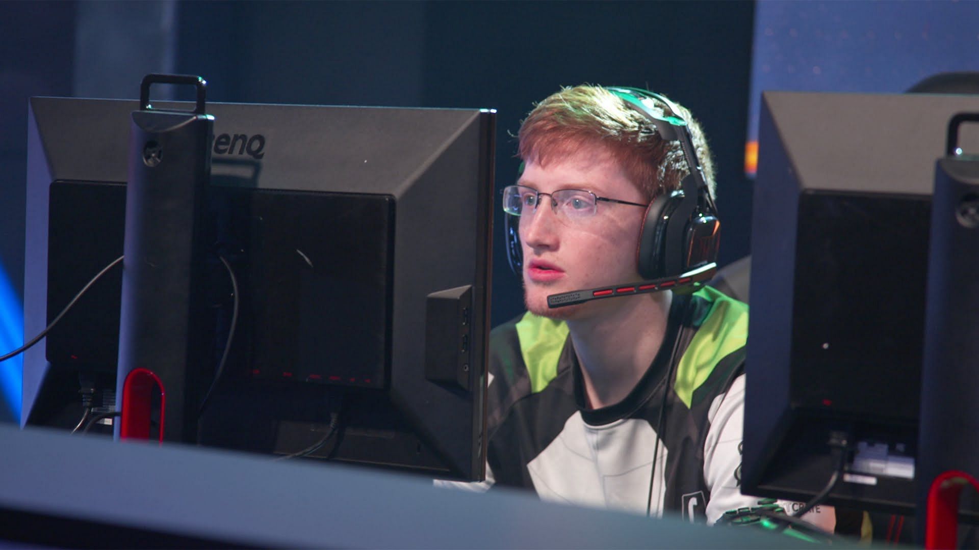 Scump wins $100k in a Call of Duty: Warzone tournament (Image via Twitter)