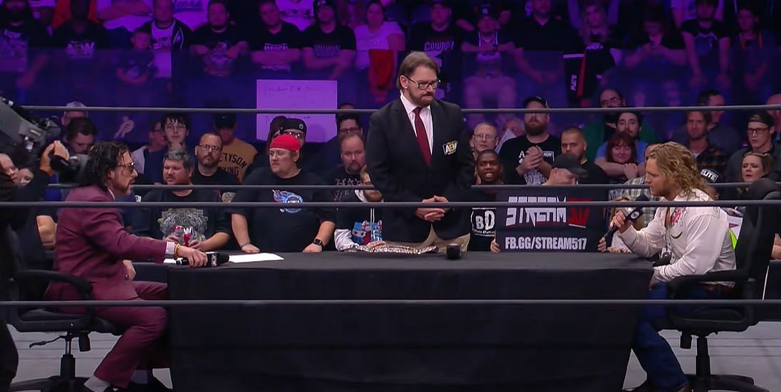 A contract signing segment headlined AEW Dynamite.