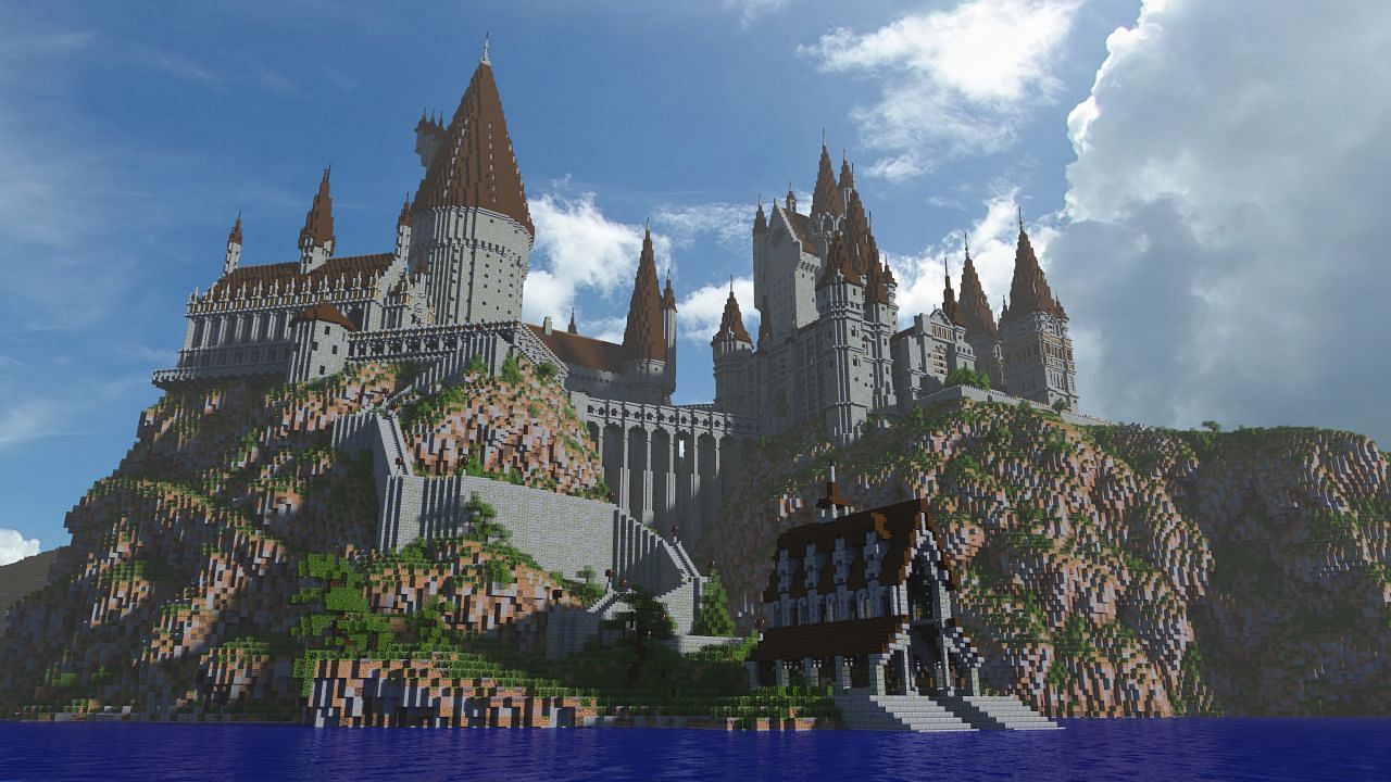 Hogwarts replicated in Minecraft (Image via Minecraft)