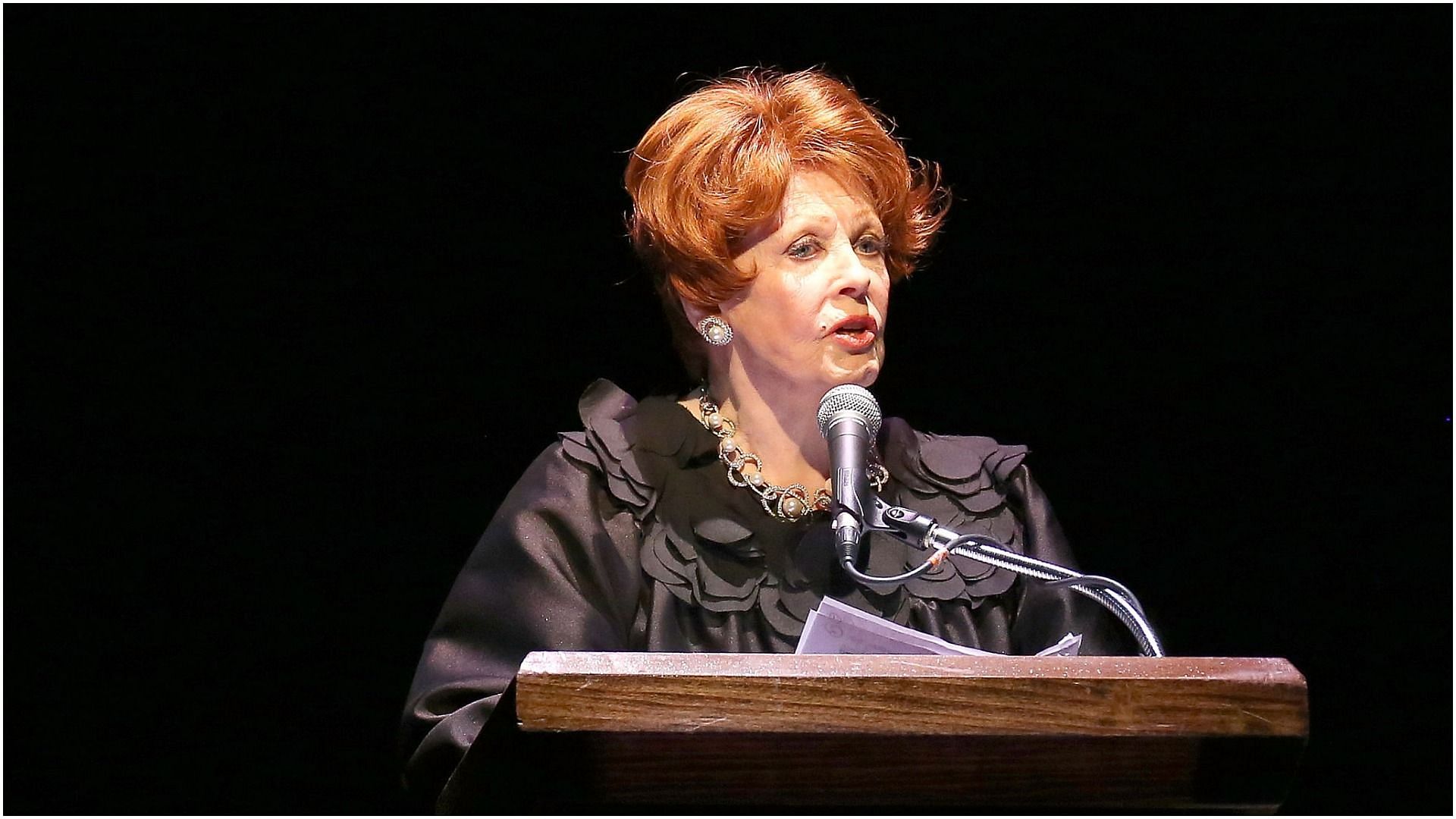 Arlene Dahl speaks at A Tribute To Polly Bergen at American Airlines Theatre (Image by Paul Zimmerman via Getty Images)