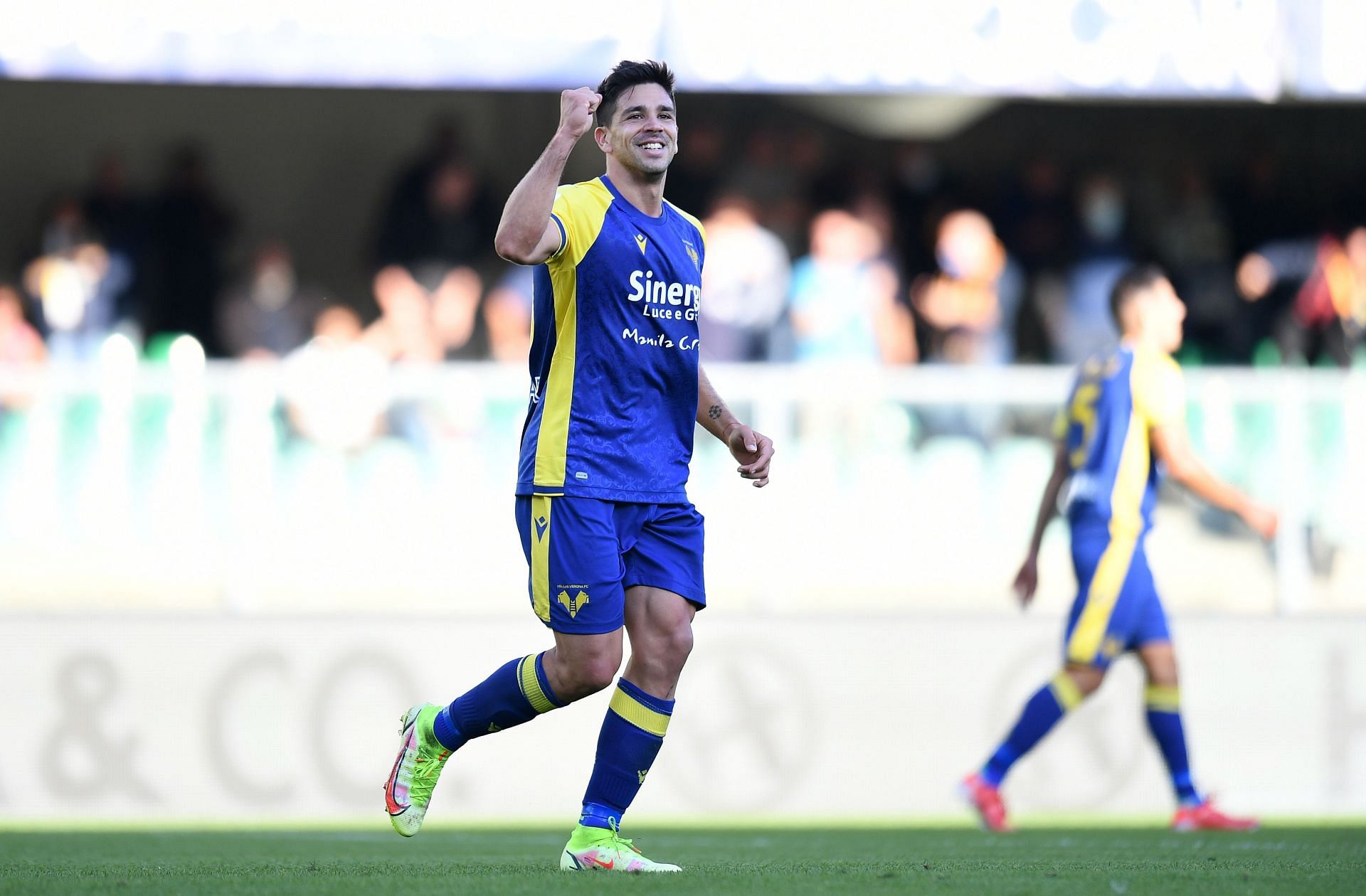 Giovanni Simeone celebrating a goal for Verona