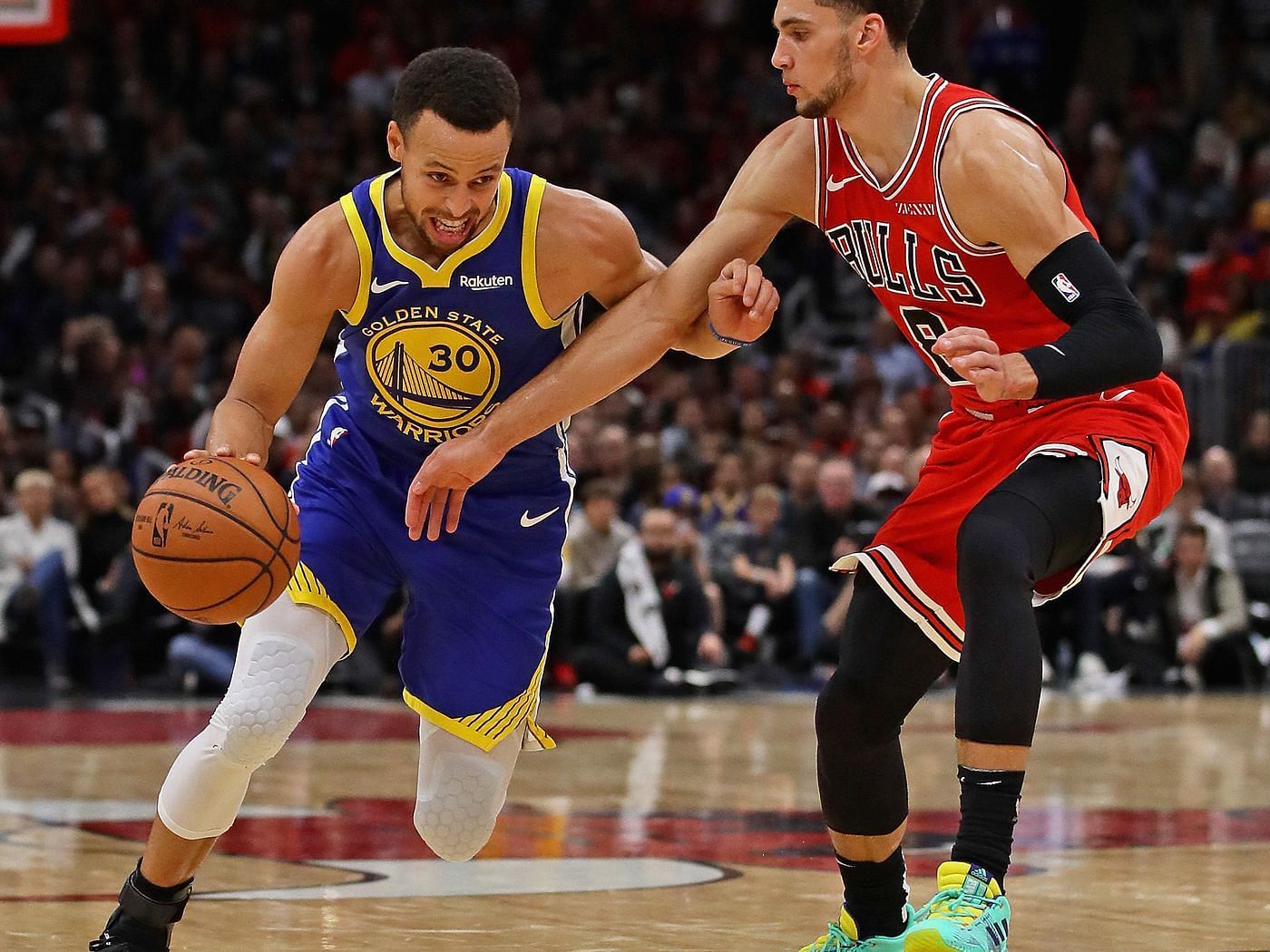 The backcourt of the Golden State Warriors and the Chicago Bulls will take center stage when the two teams meet on Friday [Photo: Golden State of Mind]