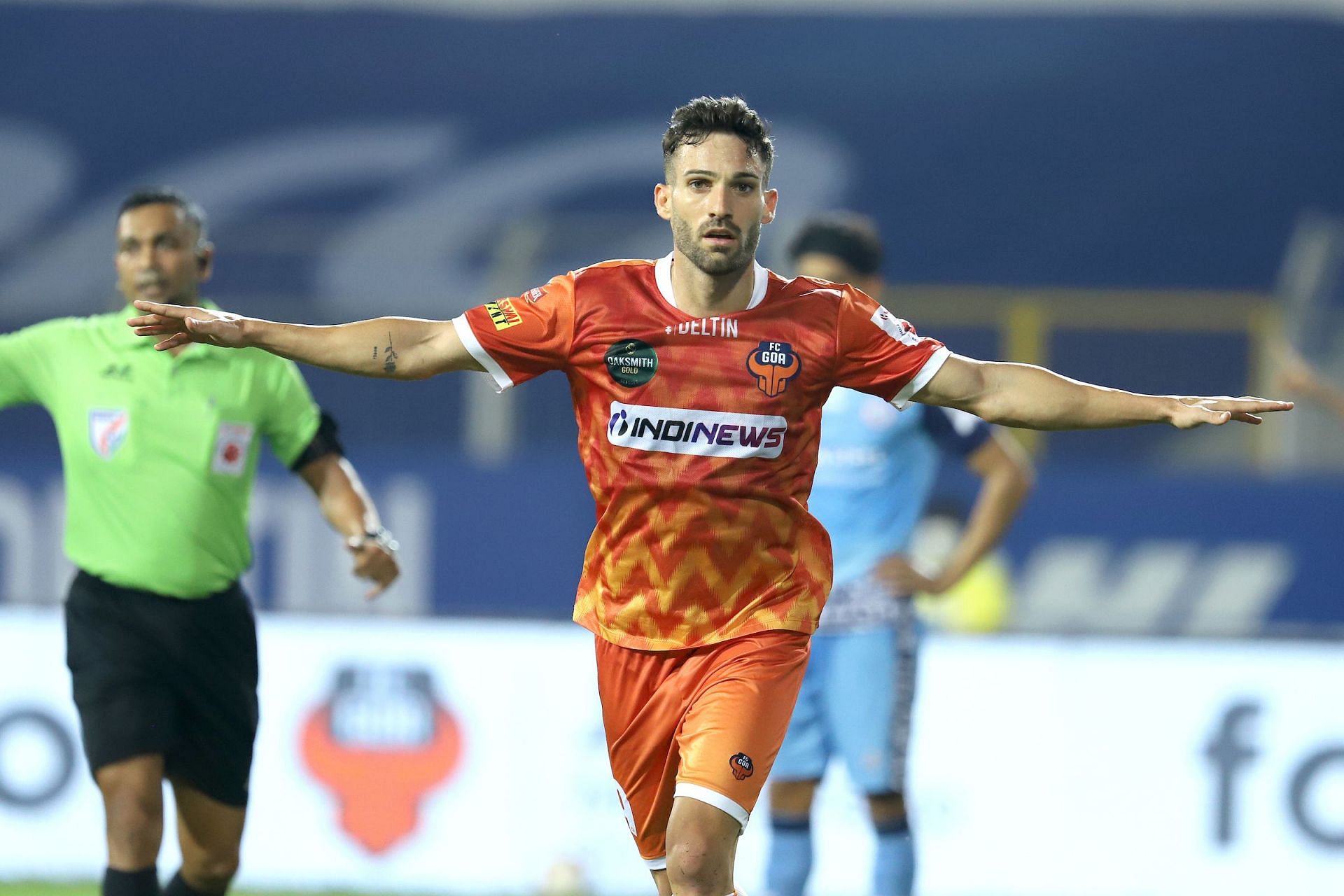 Jorge Ortiz in action against Jamshedpur FC in ISL 2020-21 season (Image courtesy: ISL Media)