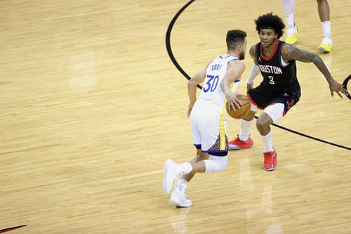 The Golden State Warriors will host the Houston Rockets on Sunday.