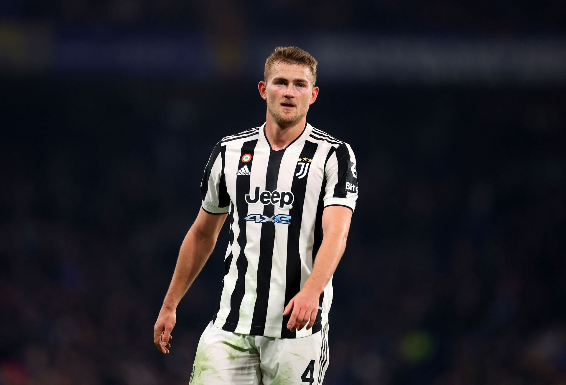 Chelsea have received a blow in their pursuit of Matthijs de Ligt.