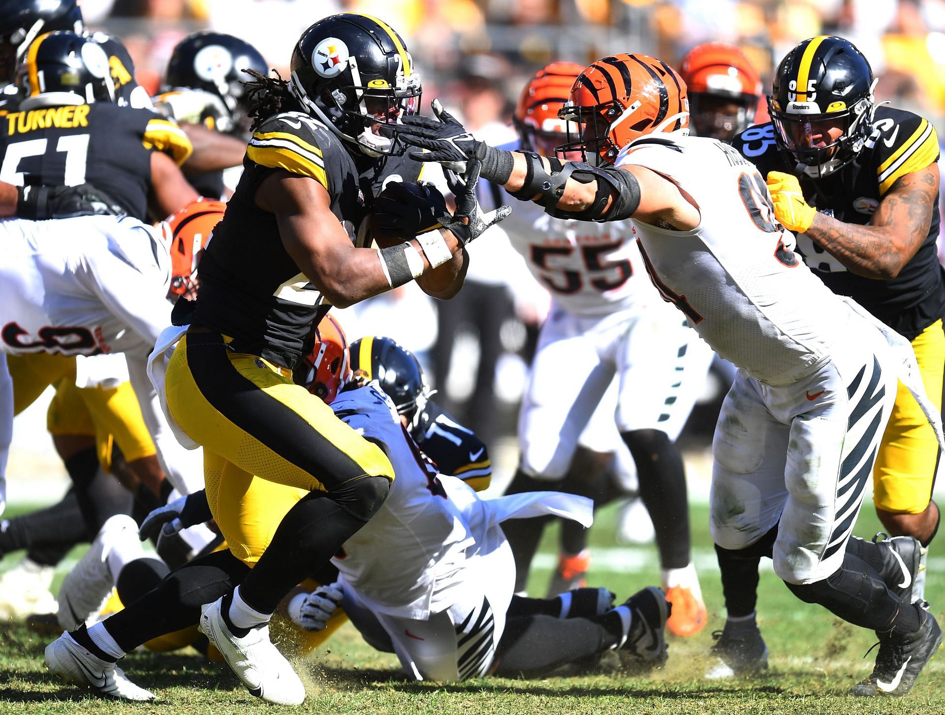 What channel is Steelers vs. Bengals on today? Time, TV schedule for NFL  Week 12 game