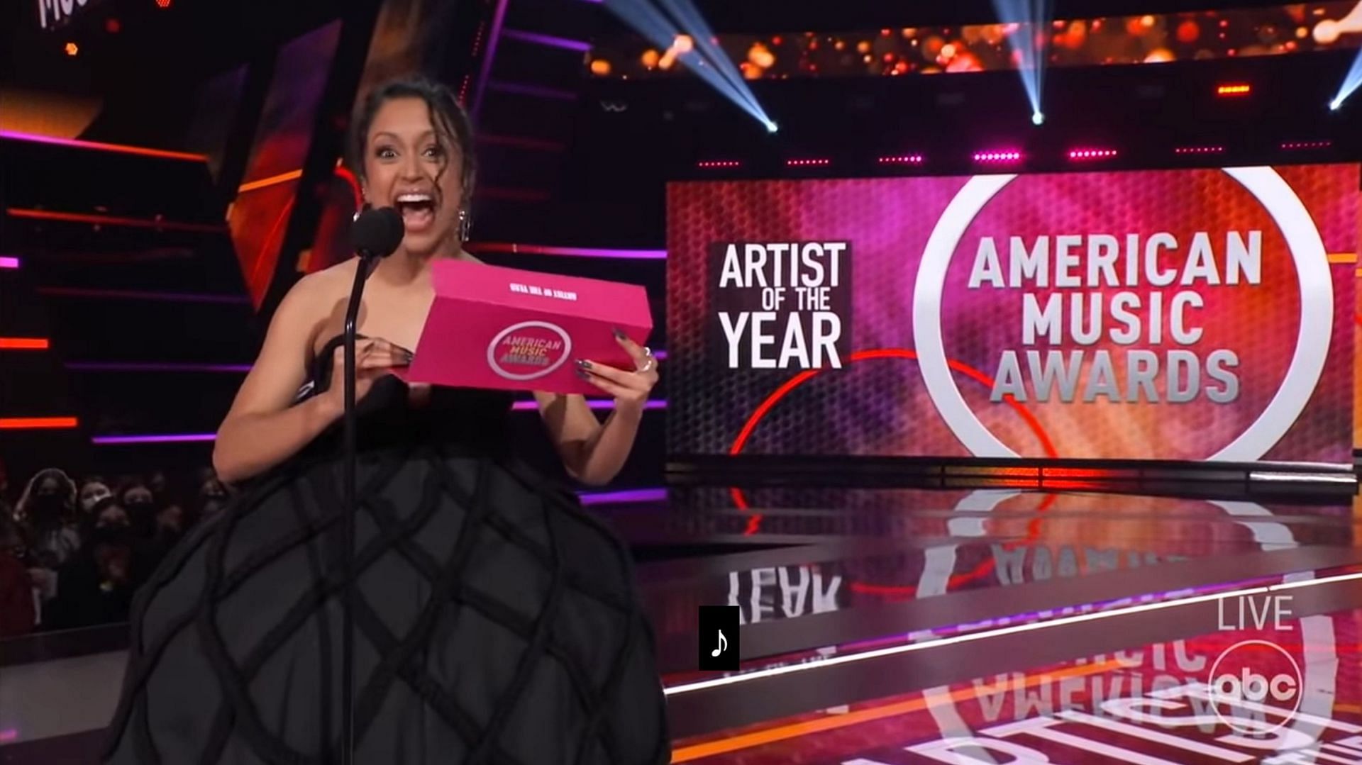 Liza Koshy presented BTS with their award, and her excitement was palpable (Image via ABC)