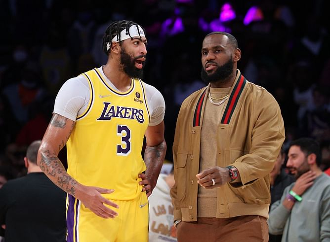 “Day-to-day” – Frank Vogel reveals LeBron James’ return timeline as the LA Lakers desperately await their talisman’s comeback
