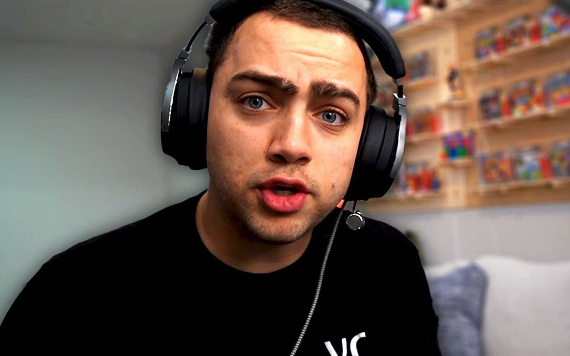 Mizkif revealed that he was offered $300k for promoting an NFT (Image via Mizkif)