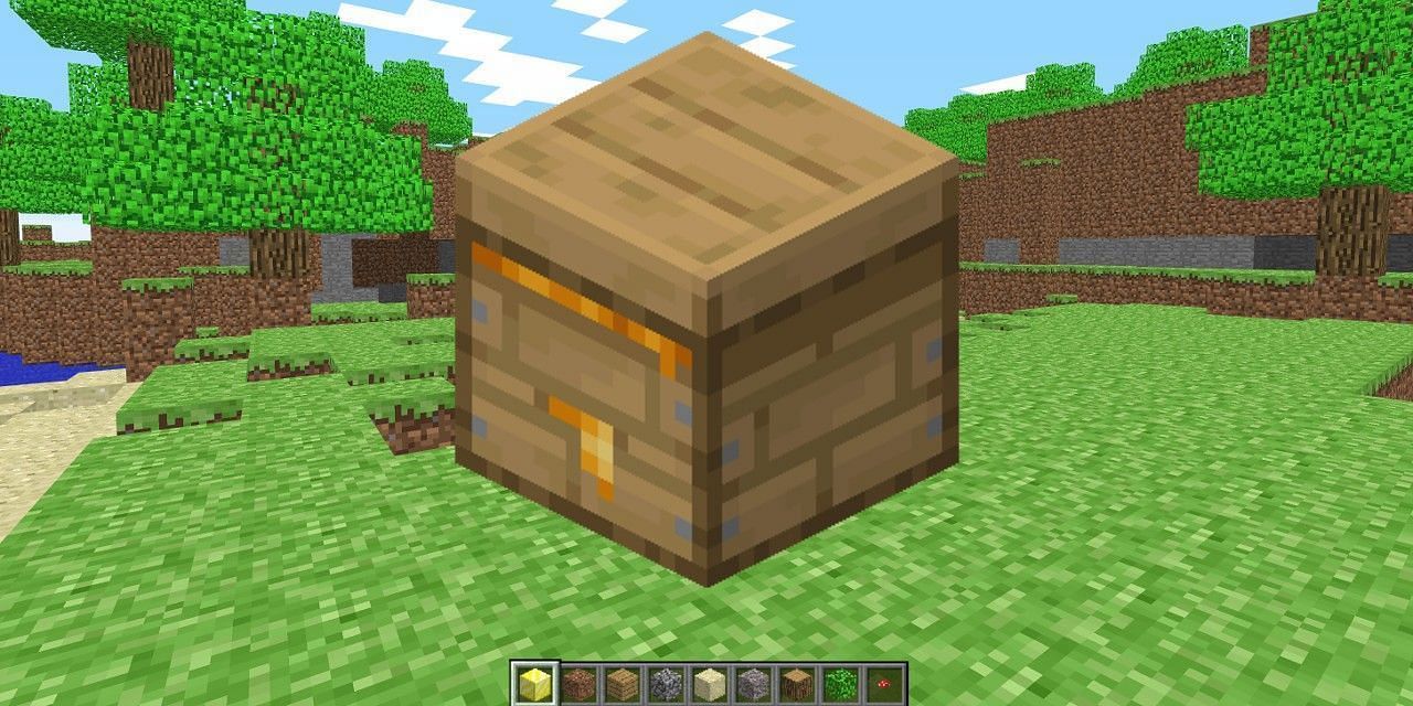 ﻿﻿A man-made beehive block (Image via Mojang)