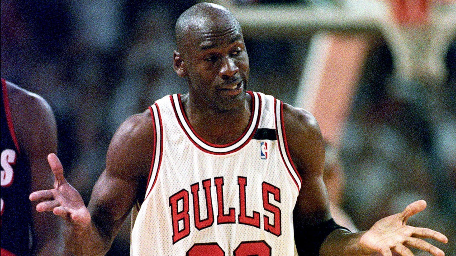 Michael Jordan&#039;s infamous &quot;shrug&quot; in the 1992 NBA Finals.