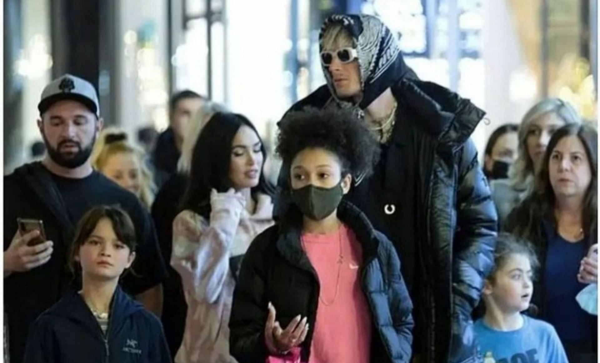 Machine Gun Kelly and Megan Fox goes shopping with kids in Greece(image via theblondedon5/instagram)