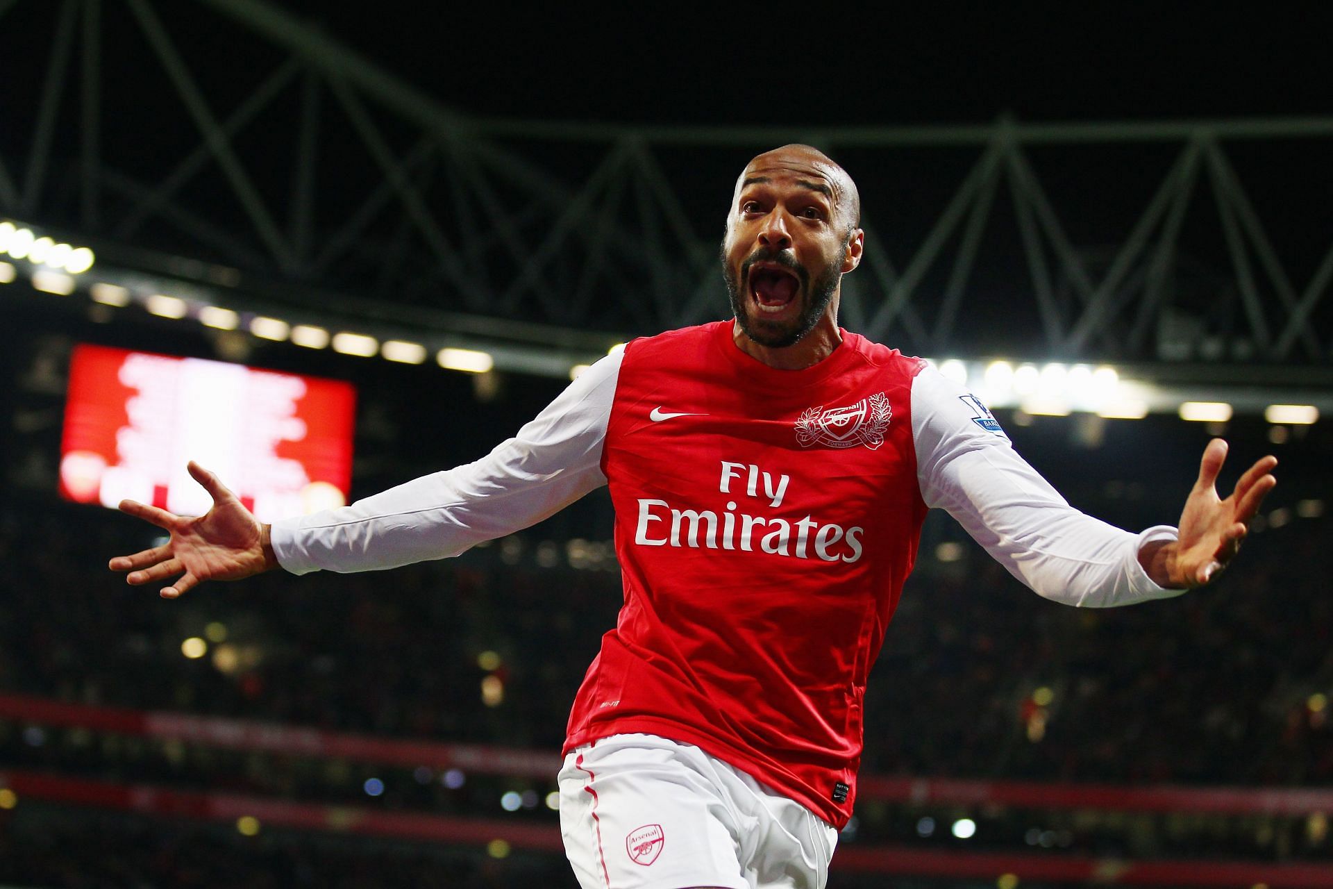 Thierry Henry wearing the Arsenal Home Kit during 05/06 season