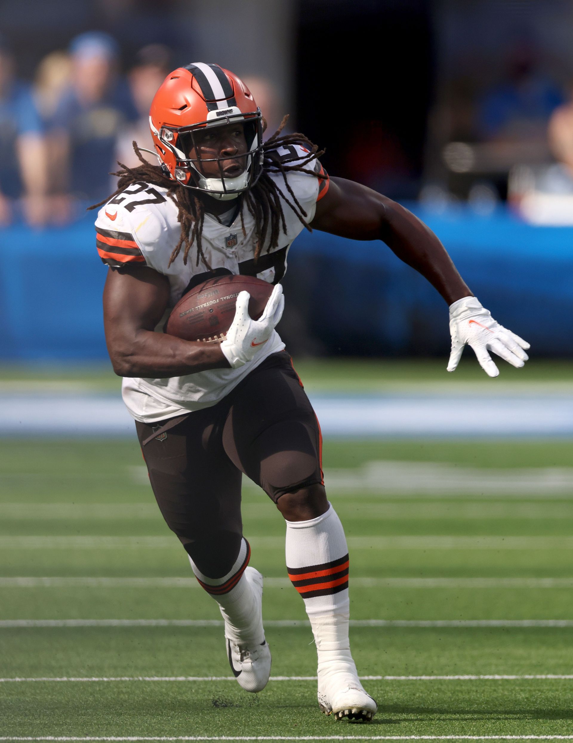 Kareem Hunt could see action for Browns Sunday