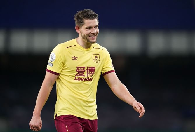 5 Premier League defenders who deserve to play for bigger clubs