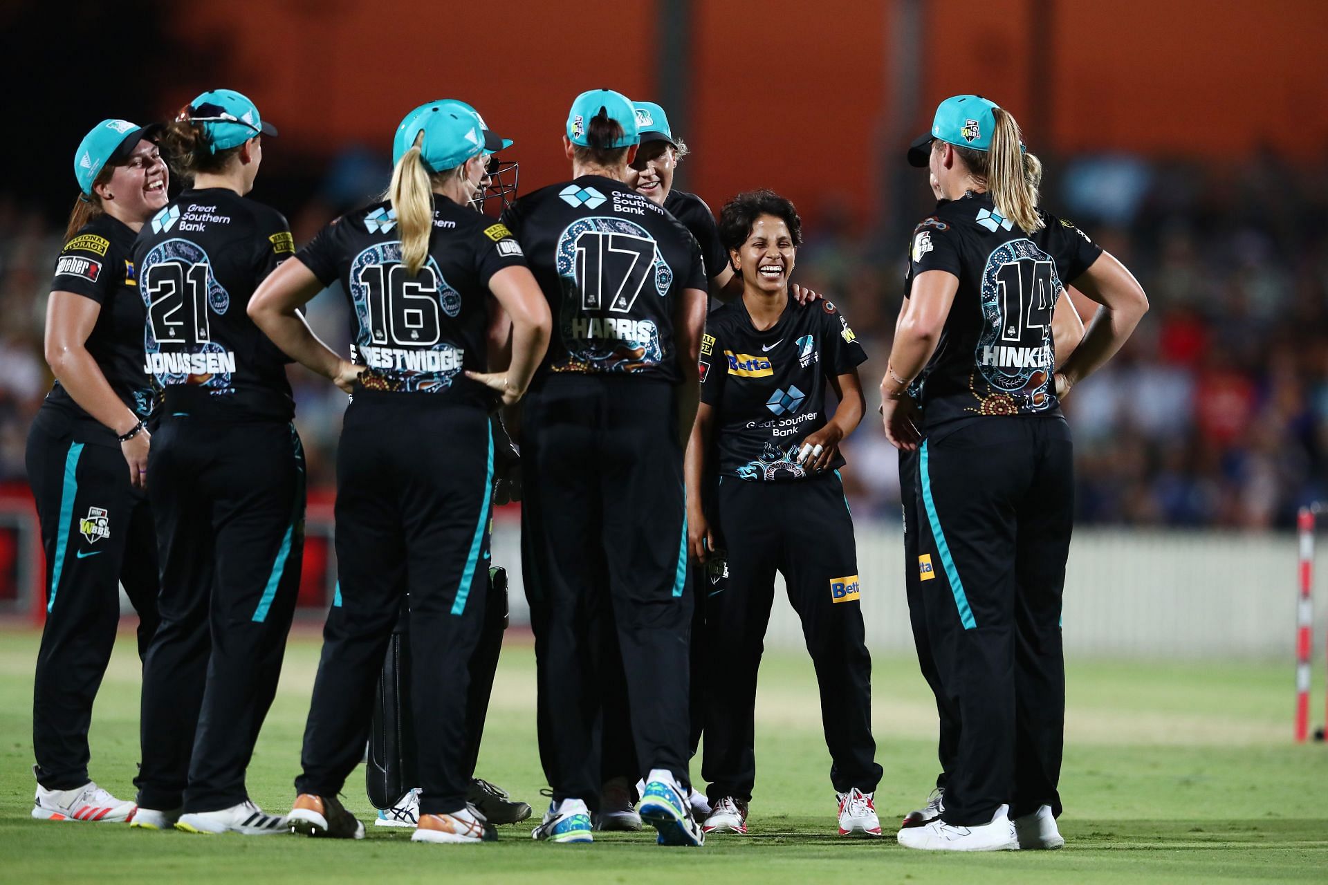 WBBL - Brisbane Heat v Sydney Thunder