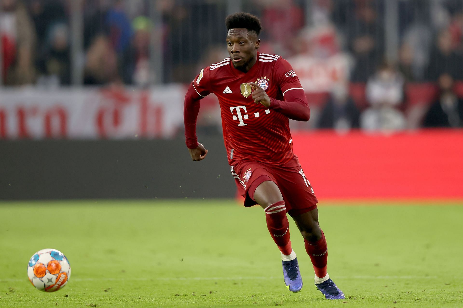 Alphonso Davies is the fastest footballers with top speed of 36.51 kmph