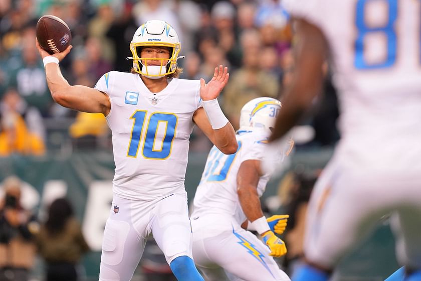 Minnesota Vikings at Los Angeles Chargers on November 14, 2021