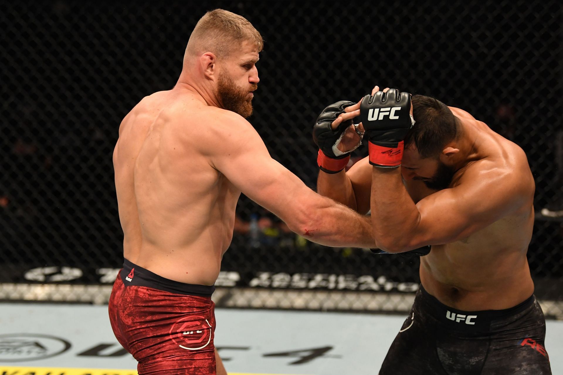 Blachowicz lost his belt to Teixeira on Saturday