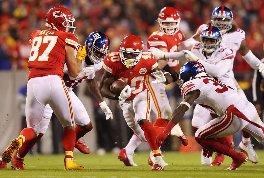 Who is Derrick Gore? Meet Chiefs running back breaking out in Kansas City's  backfield