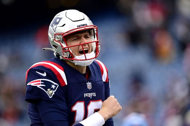 Mac Jones is already ahead of Tom Brady in this passing metric