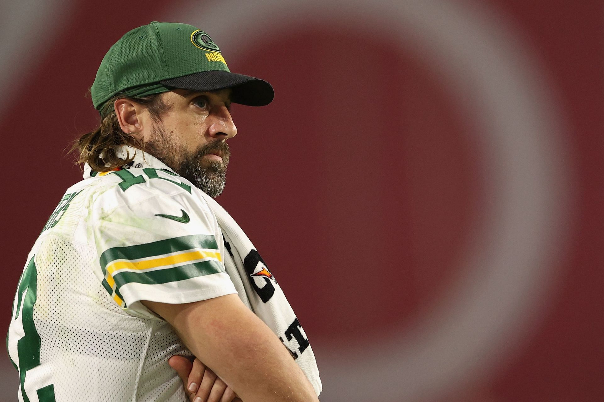 Gifdsports on X: Aaron Rodgers consulted with Joe Rogan on medical  treatments for Covid  / X