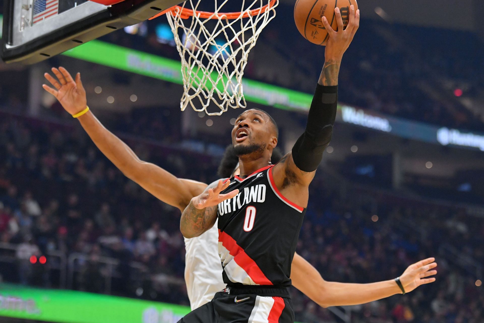 Damian Lillard (#0) of the Portland Trail Blazers goes up for a shot.