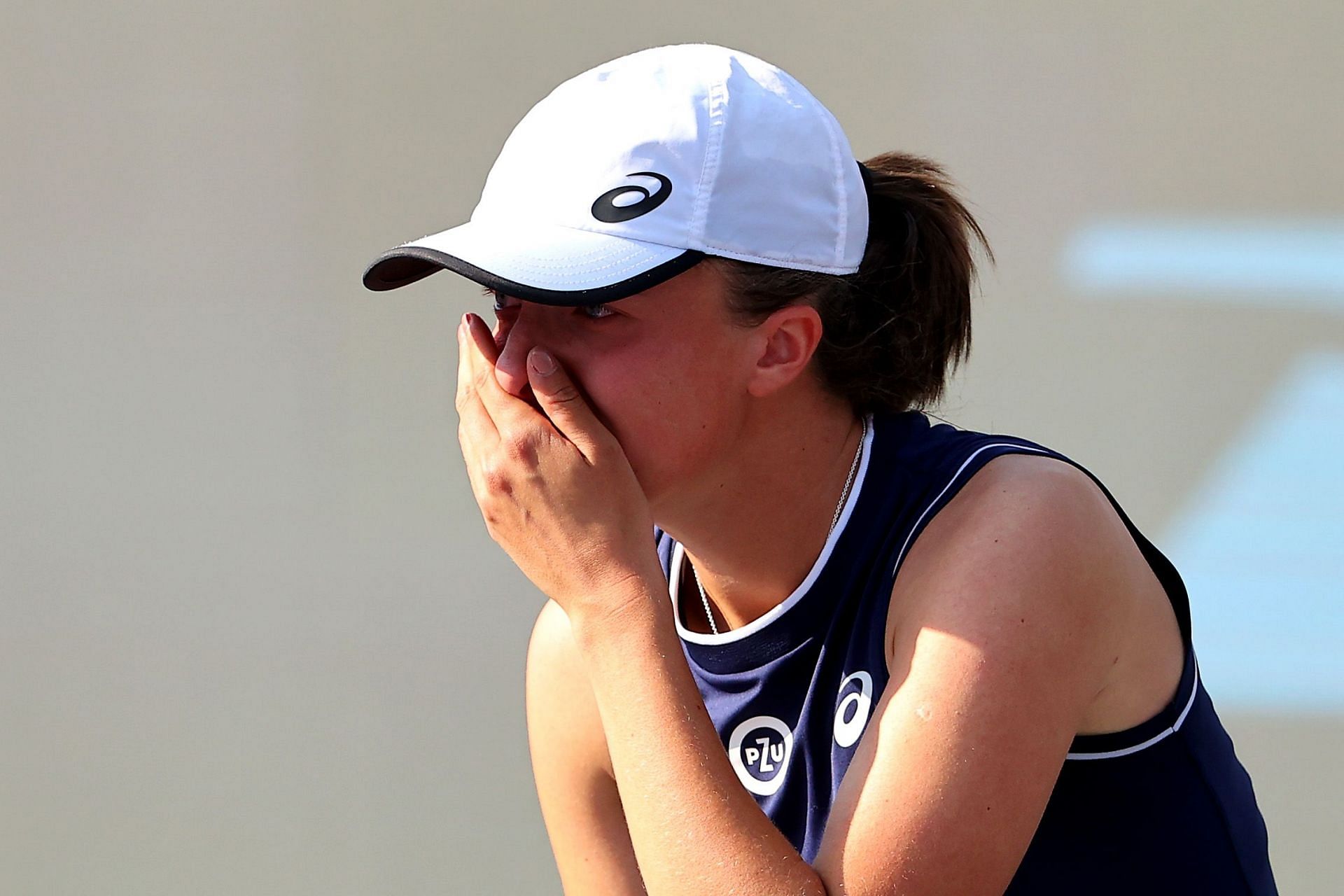 Iga Swiatek during a match at the 2021 WTA Finals