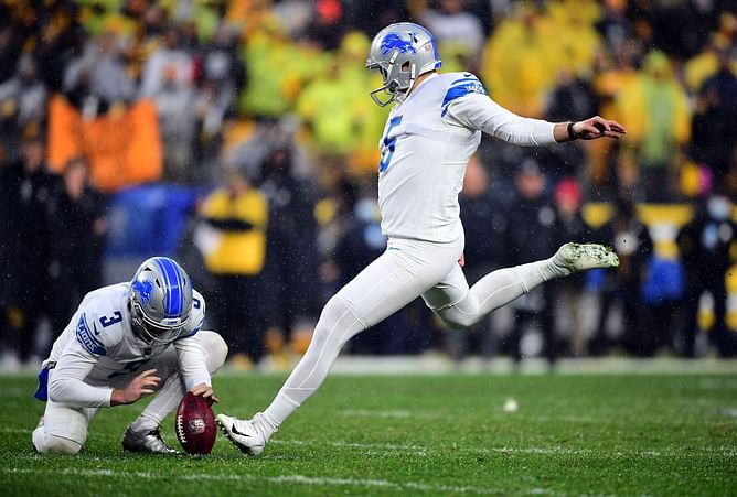 "This Lions vs Steelers game is comedy" - NFL Twitter bursts with jokes on wild tied game