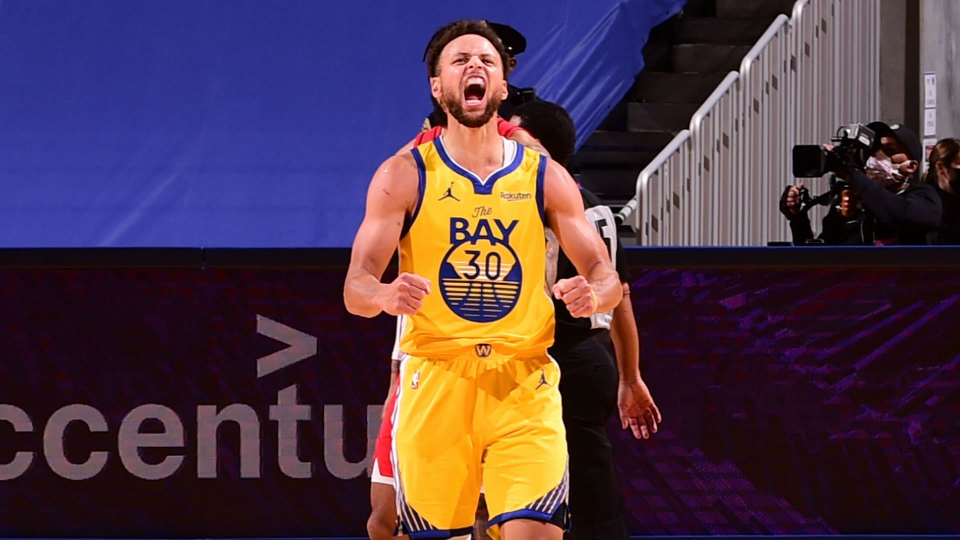 Stephen Curry scored 62 points against the Portland Trail Blazers