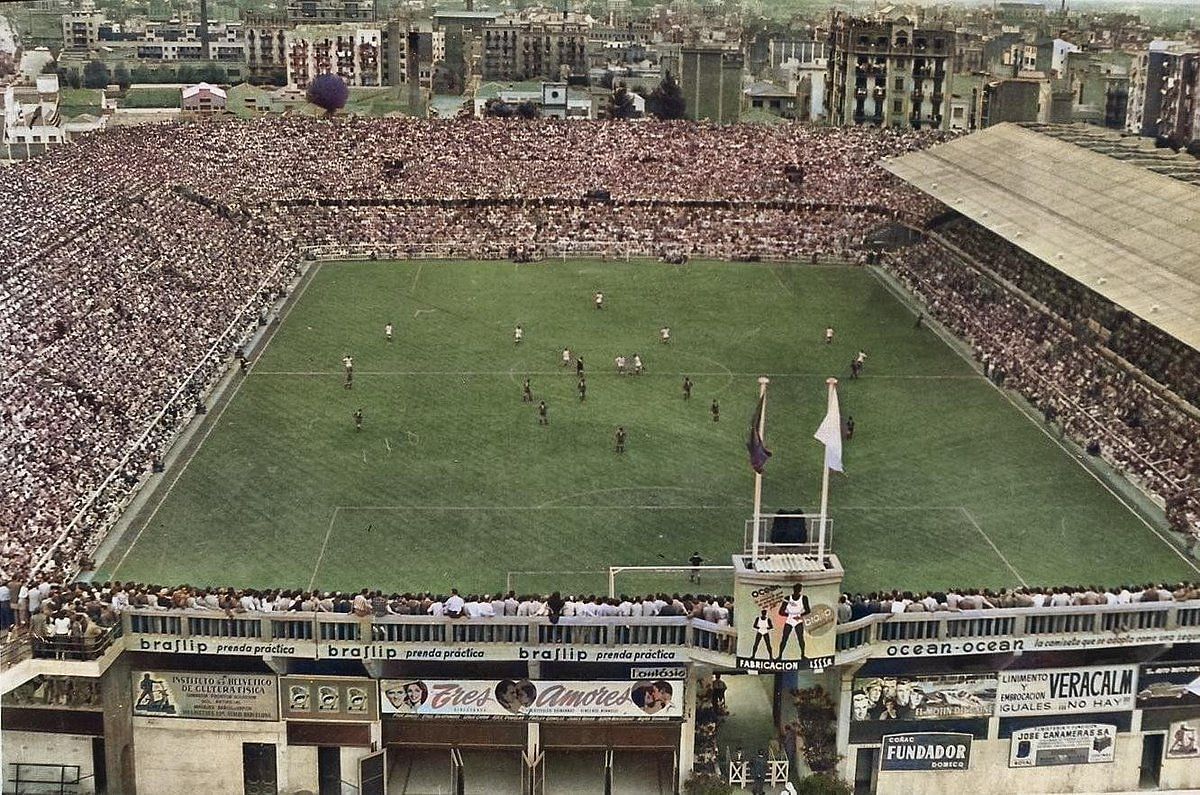 Camp de Les Corts was sold after Camp Nou was created