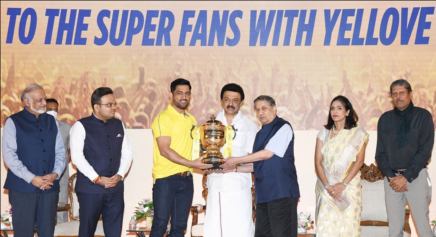 MS Dhoni along with dignitaries during the celebration ceremony of IPL win