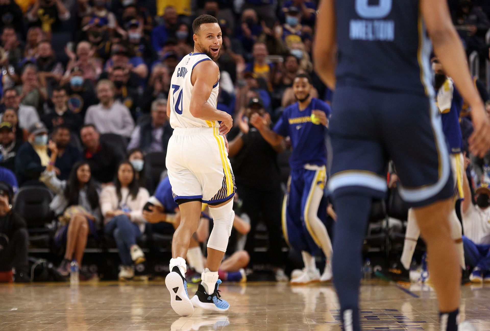 Early in the NBA season, Steph Curry is showing who is best