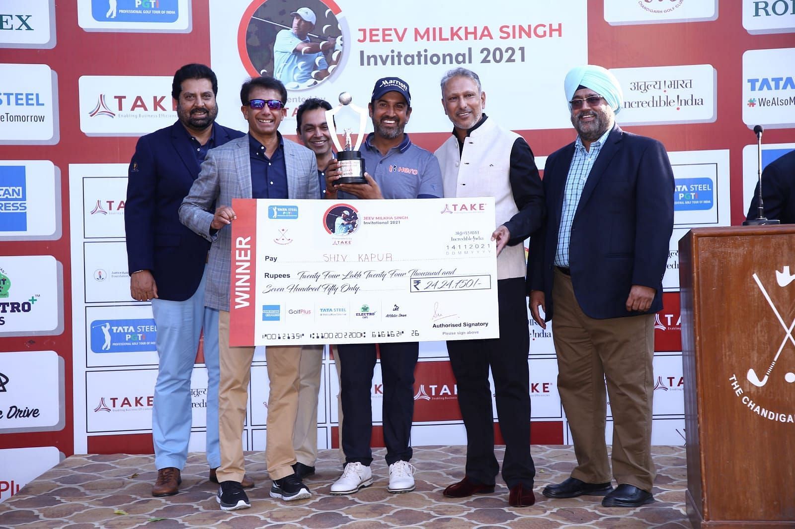 Shiv Kapur beat Rashid Khan at the Jeev Milkha Singh Invitational golf tournament