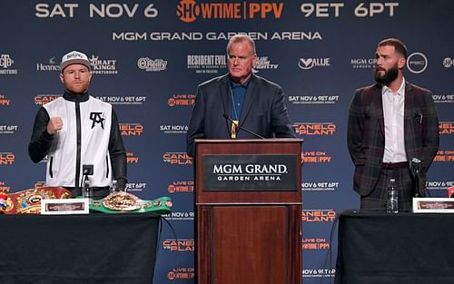 Canelo Alvarez (left) and Caleb Plant (right) pose during the pre-fight press conference