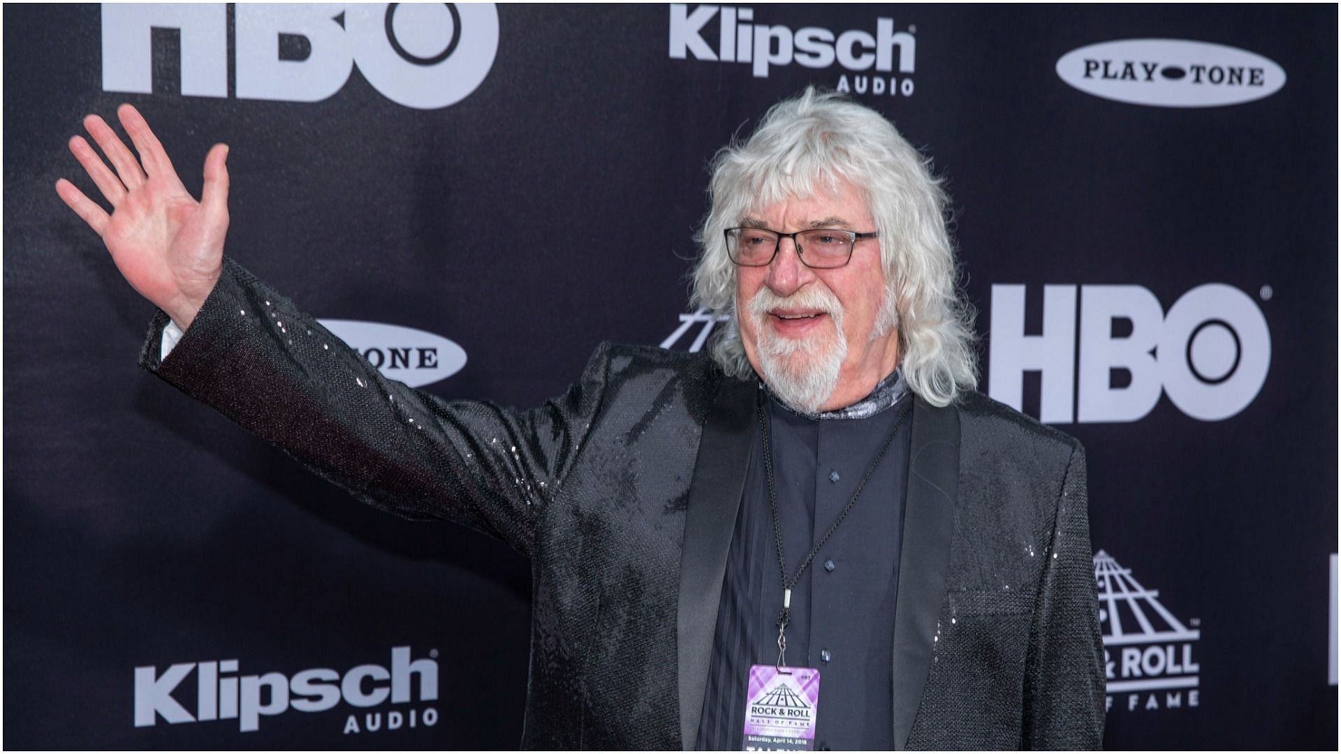 Graeme Edge of The Moody Blues attends the 33rd Annual Rock &amp; Roll Hall of Fame Induction Ceremony at Public Auditorium on April 14, 2018, in Cleveland, Ohio (Image via Getty Images)