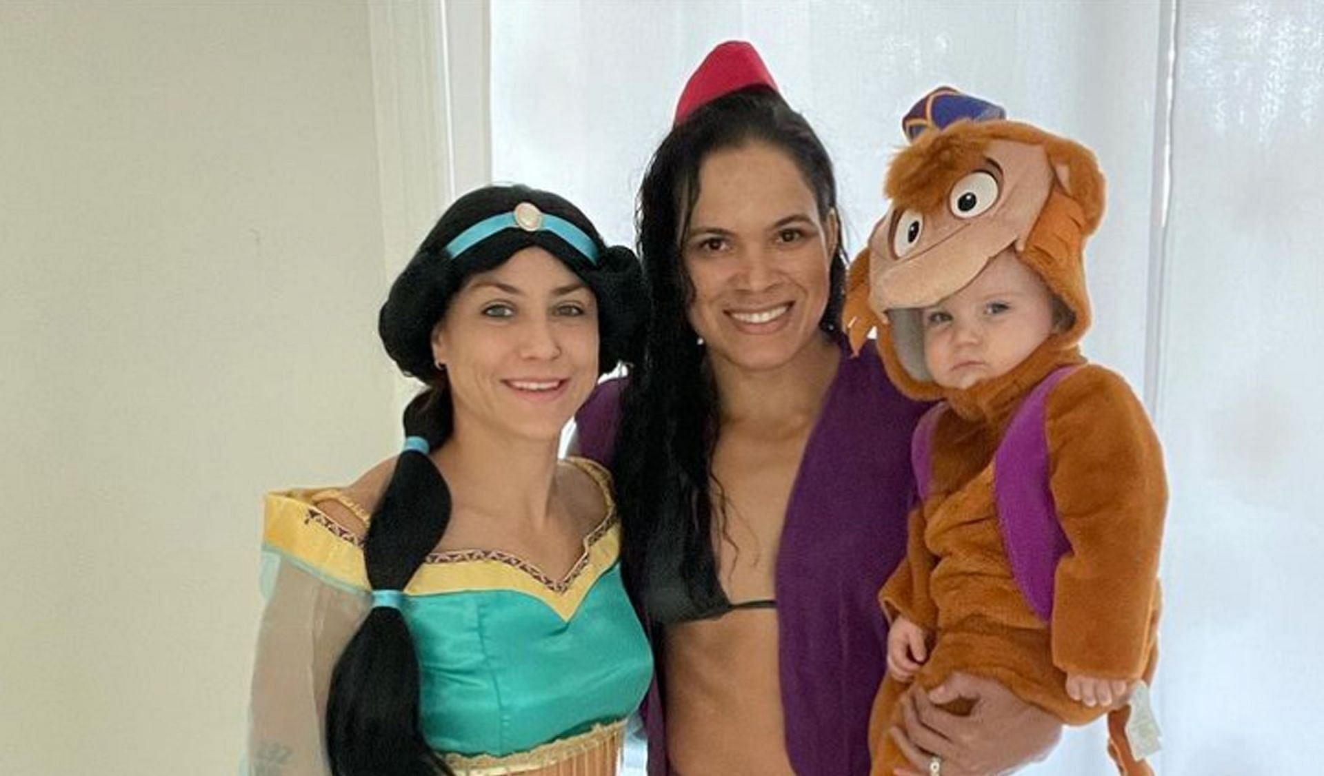 Amanda Nunes and Family (Image courtesy @amanda_leoa on Instagram)