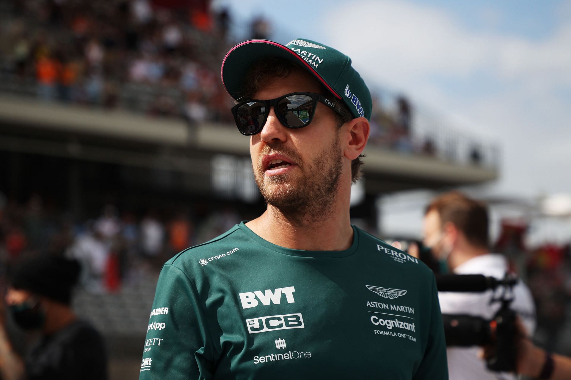 Sebastian Vettel leads Fernando Alonso by just two overtakes. (Photo by Chris Graythen/Getty Images)