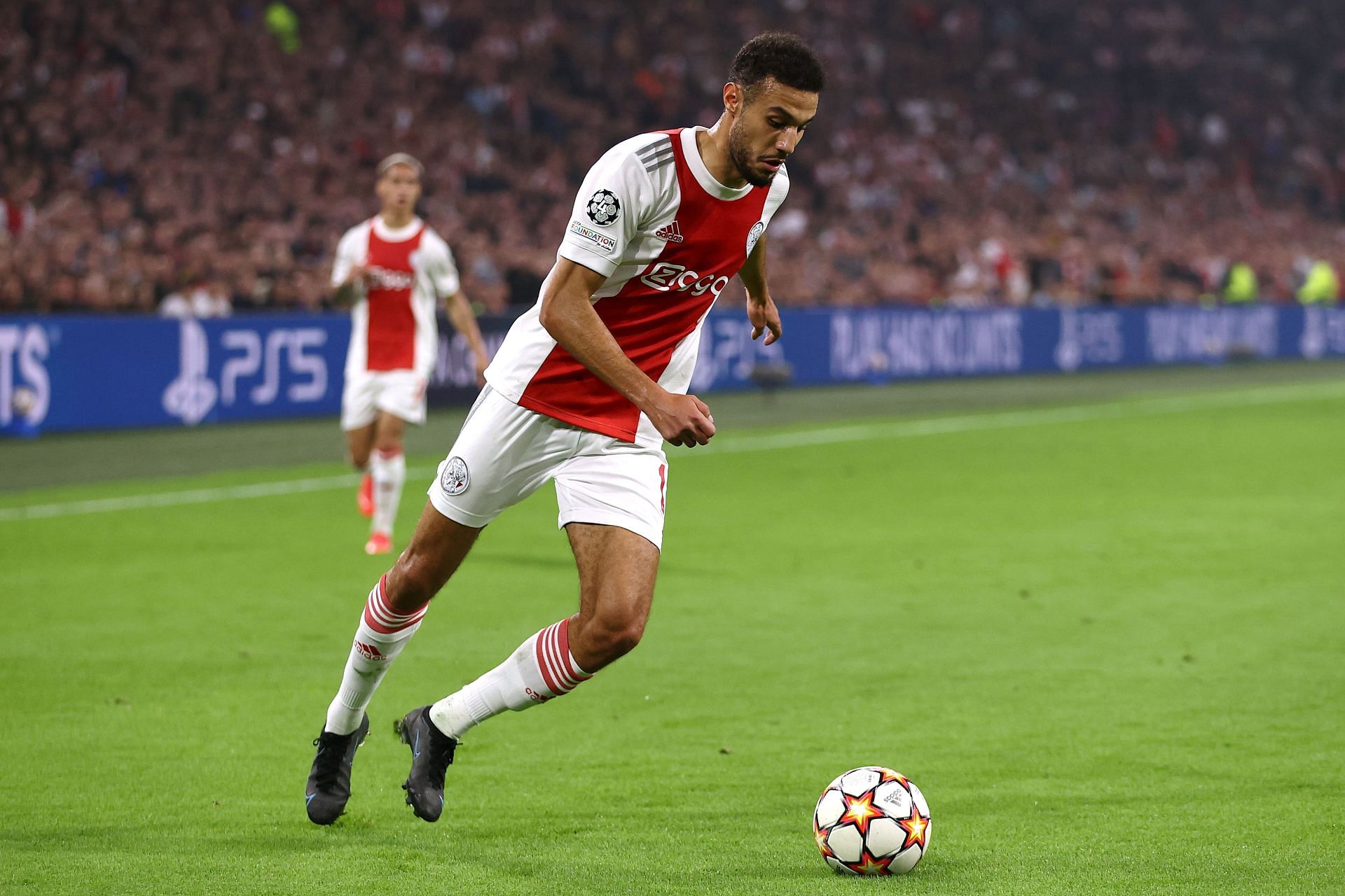 Arsenal could face competition from Manchester United for the signature of Noussair Mazraoui.