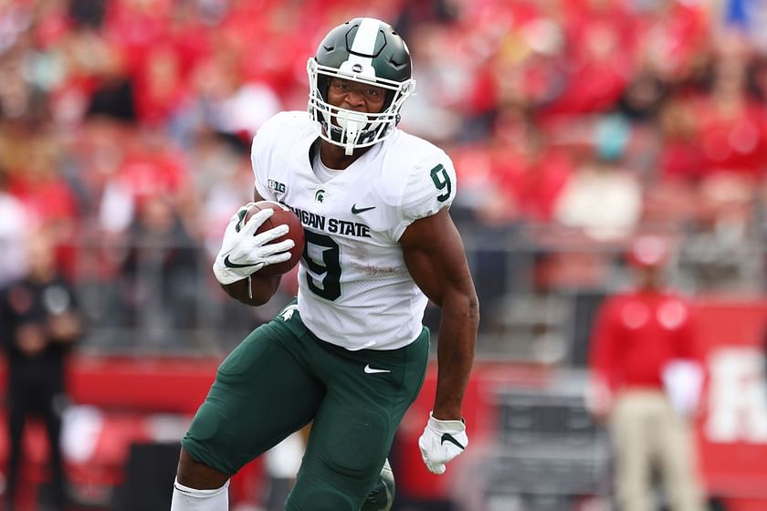 Top 10 Running Backs in the 2022 NFL Draft