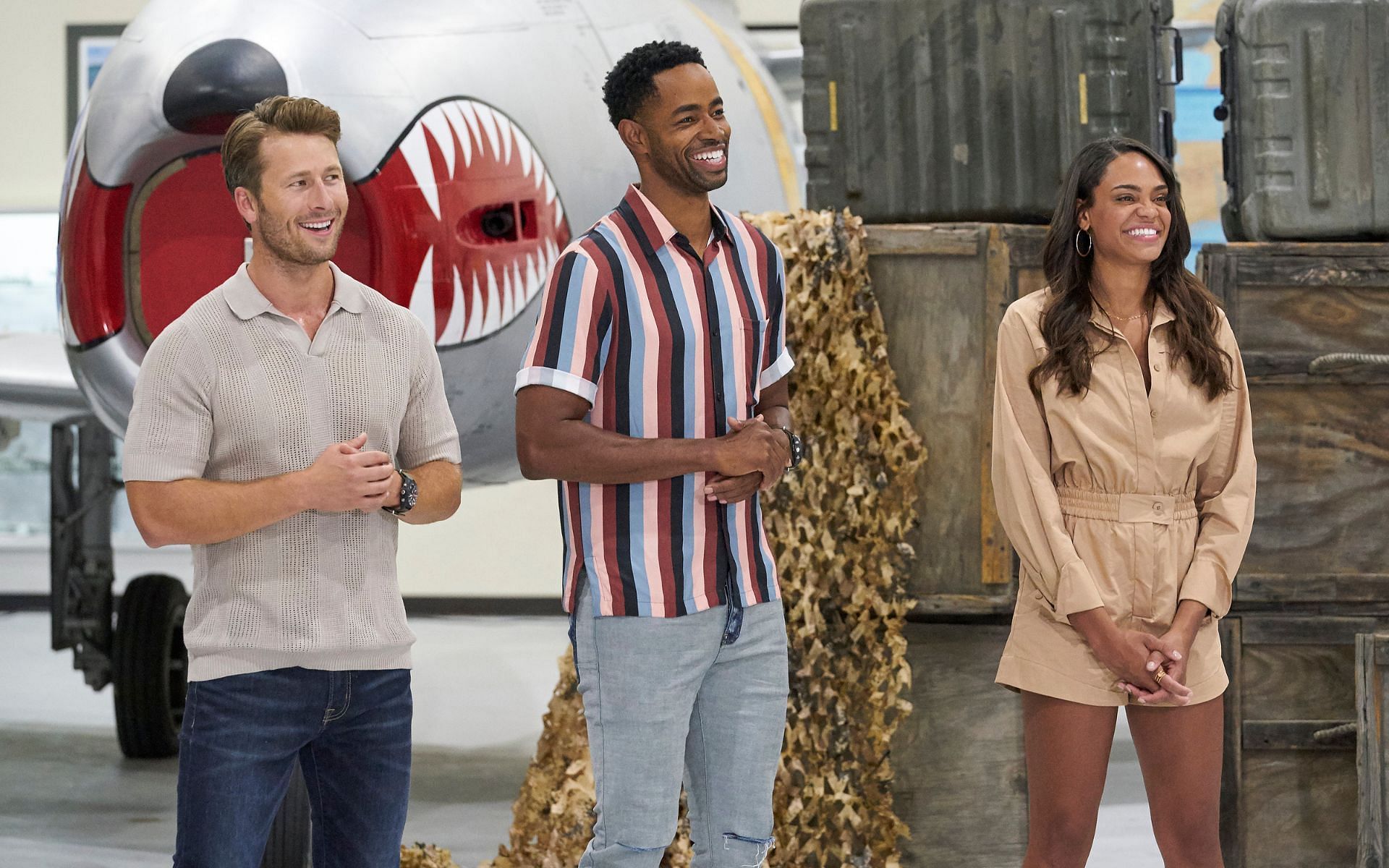 &lsquo;The Bachelorette&rsquo; Michelle Young with Glen Powell and Jay Ellis (Image via Craig Sjodin/ABC)