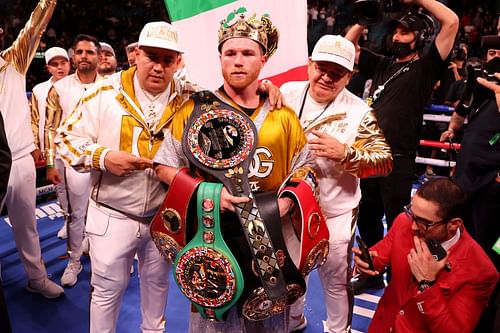 Canelo Alvarez became the first ever unified super-middleweight champion