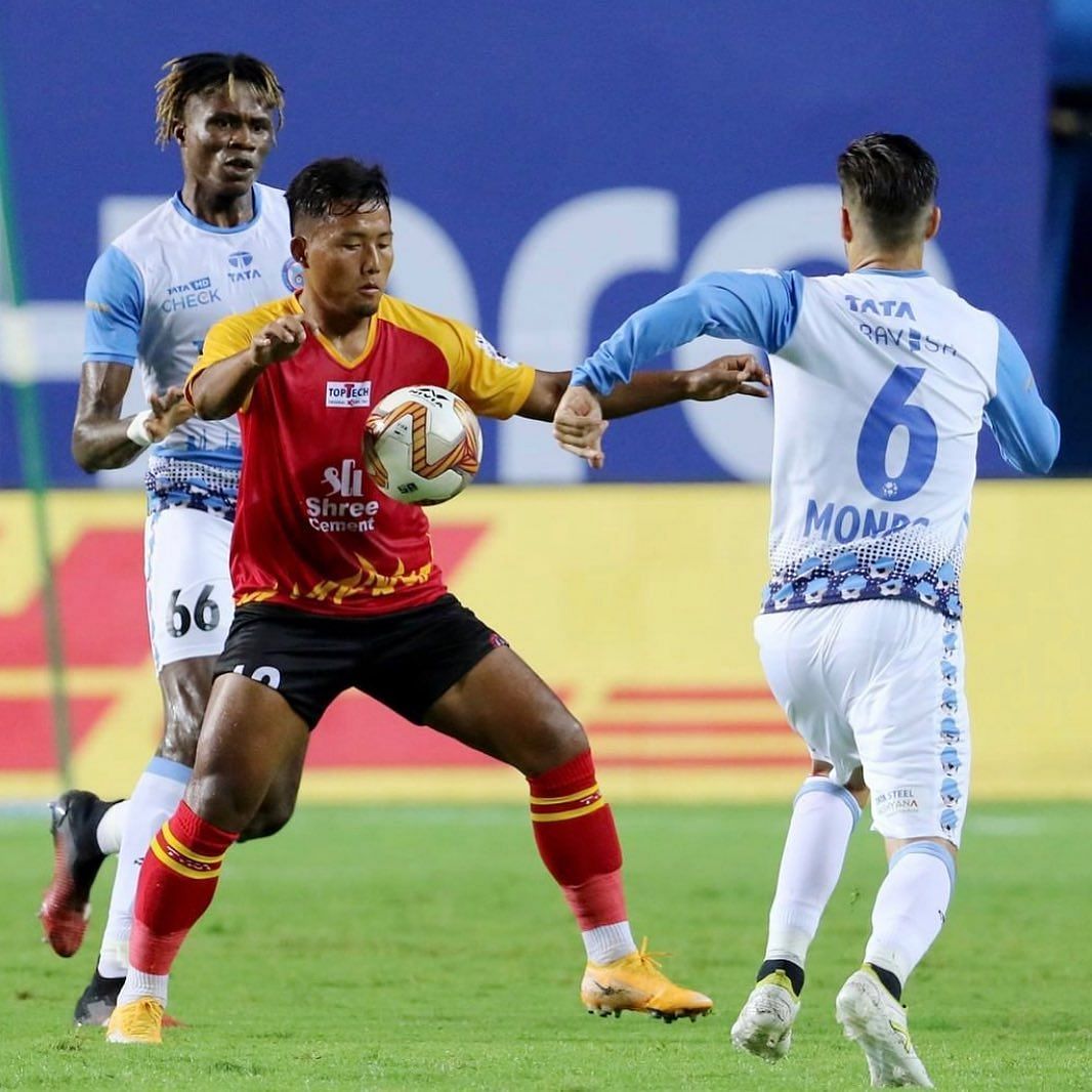 Jeje Lalpekhlua in SC East Bengal colours vs Jamshedpur FC in ISL 2020-21